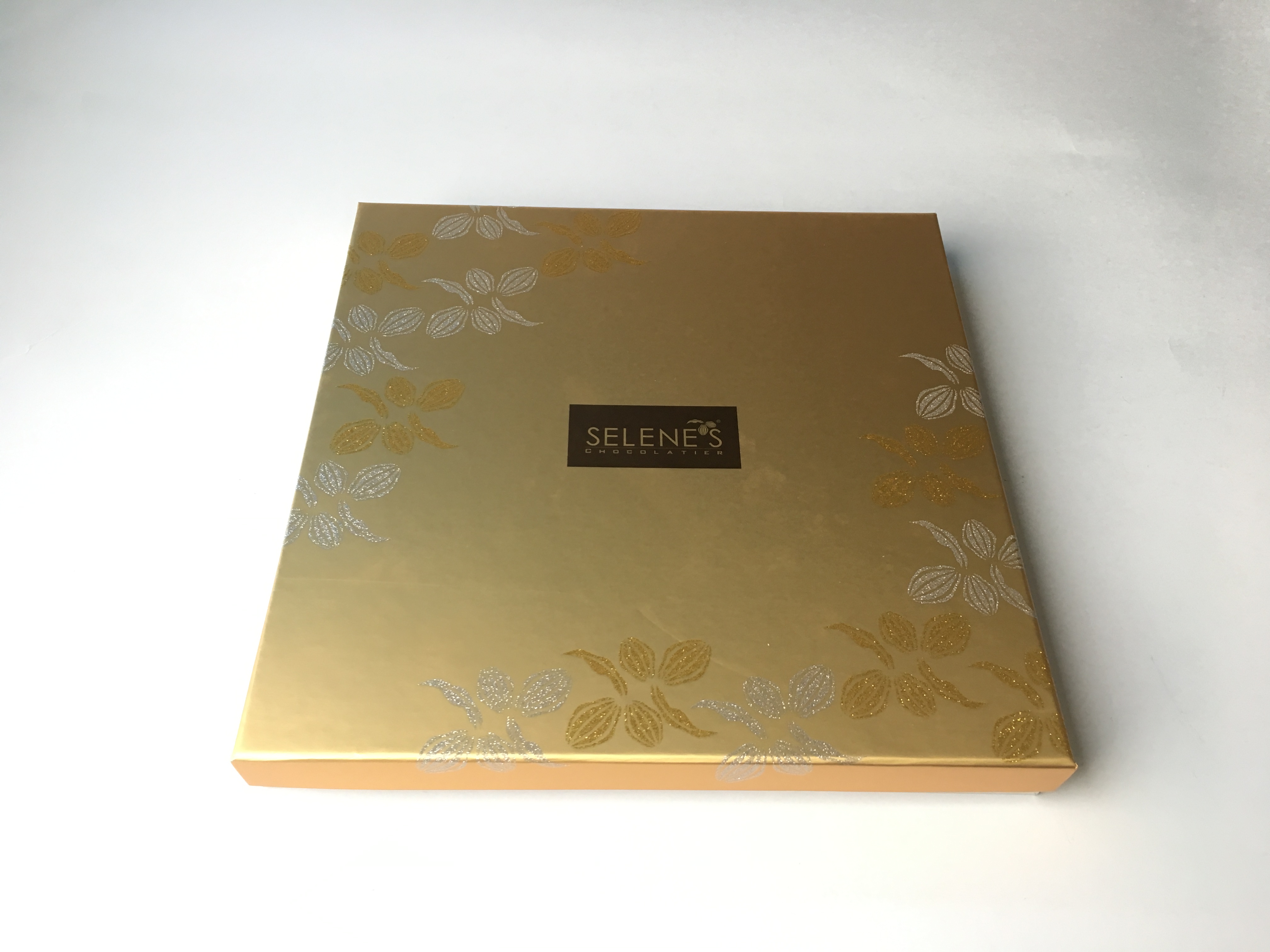 Custom Logo Printed Cardboard Rigid Paper Packaging Packing Choclate Box