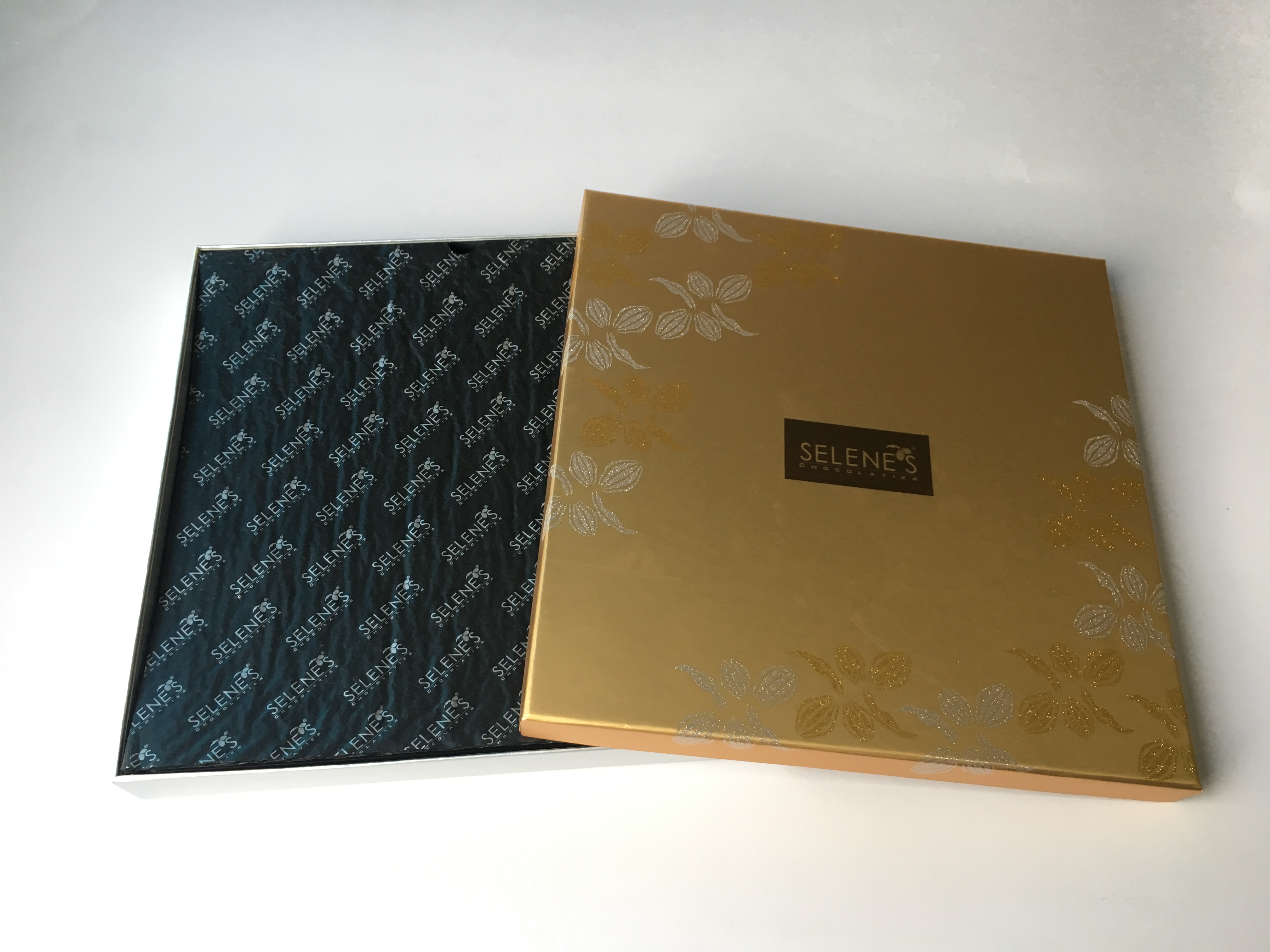 Custom Logo Printed Cardboard Rigid Paper Packaging Packing Choclate Box