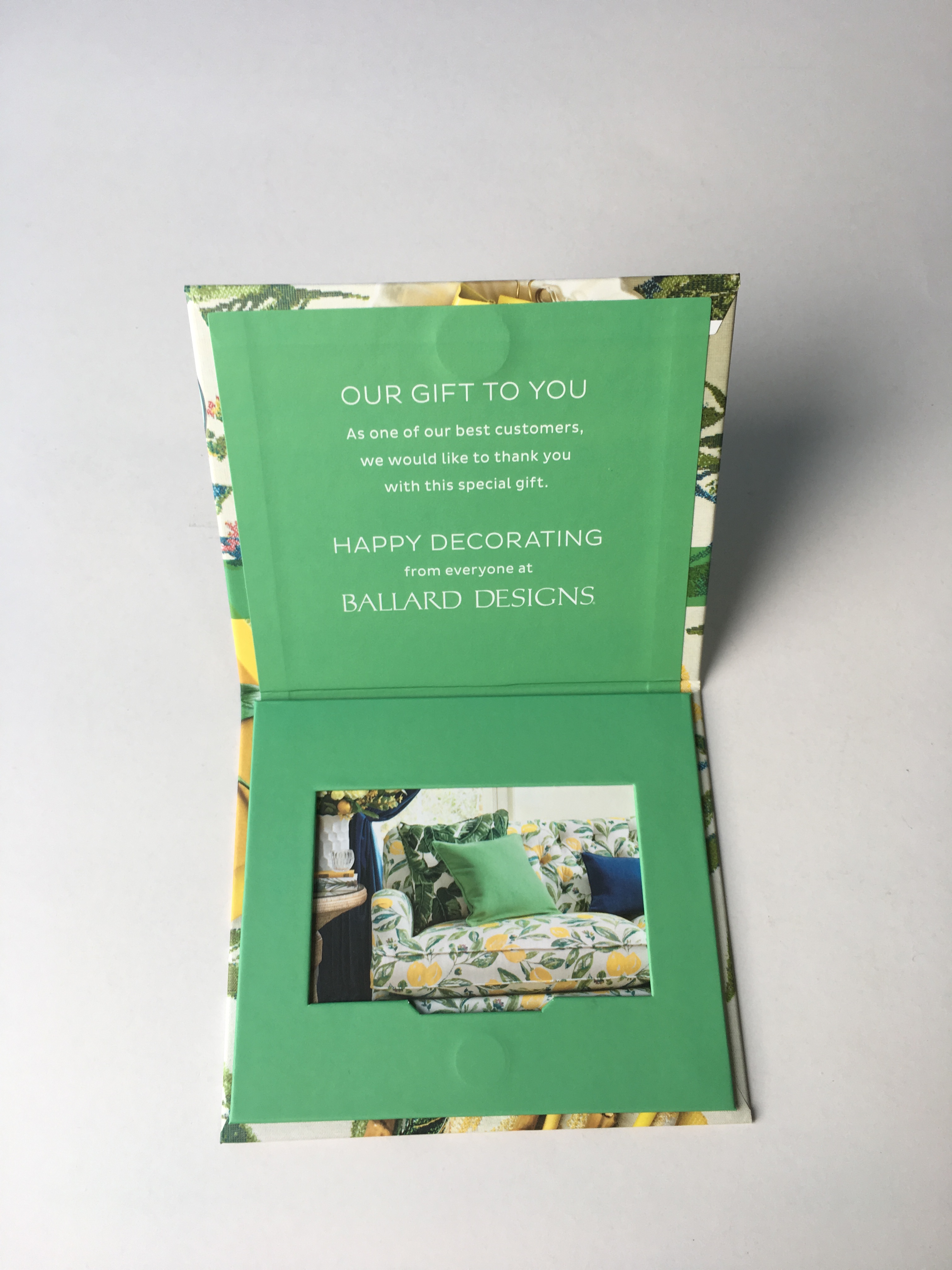 Custom Logo Printed Cardboard Rigid Paper Packaging Packing Gift Card Box