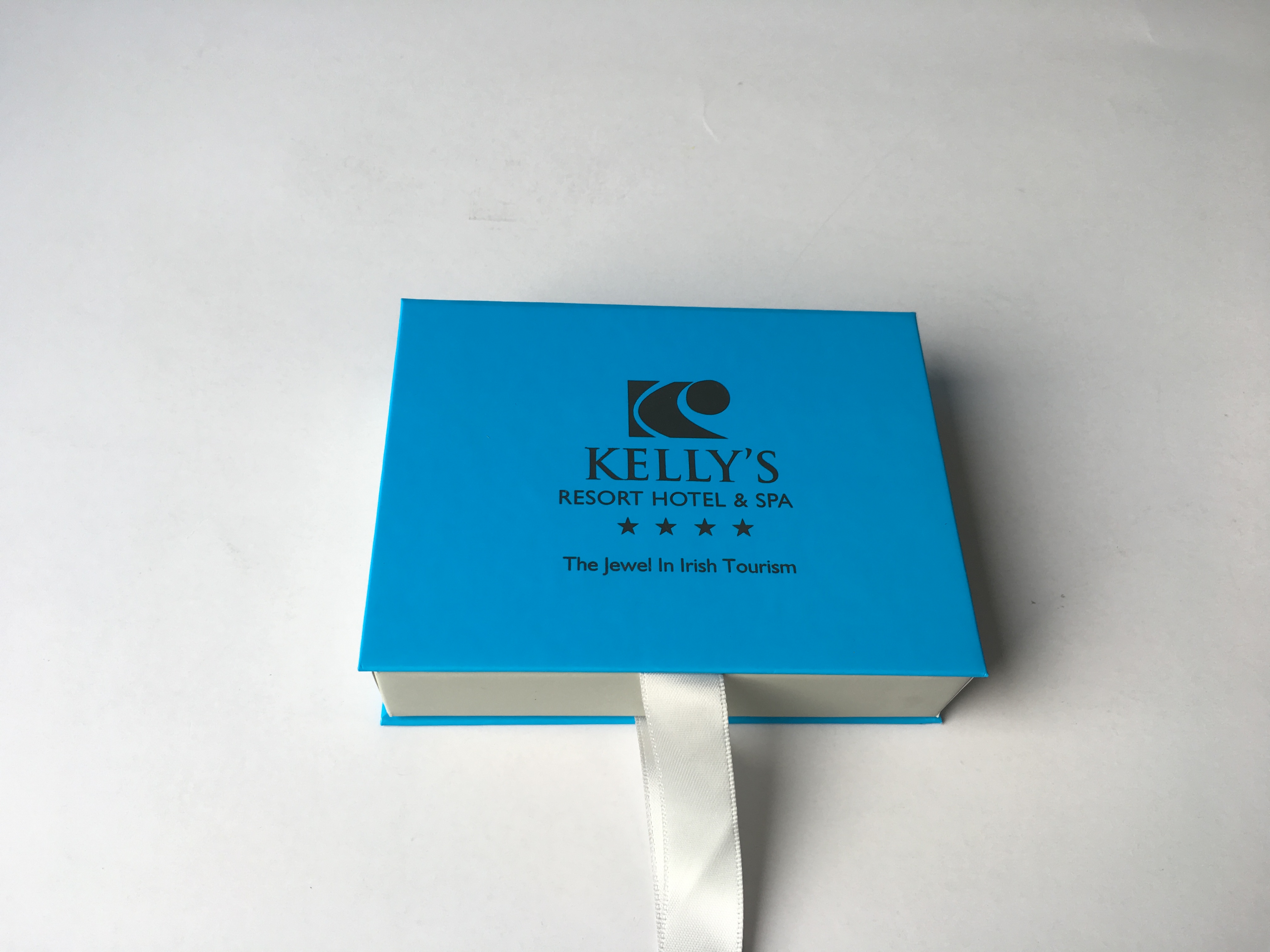 Custom Logo Printed Cardboard Rigid Paper Packaging Packing Gift Card Box